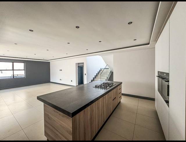 4 BEDROOM HOUSE FOR SALE IN FOUNTAINBROOK ESTATE